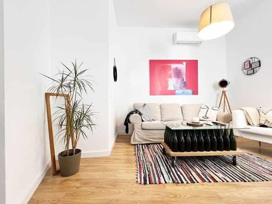 Aym Places Buen Viaje Parking Incluido Apartment Sevilla Bagian luar foto