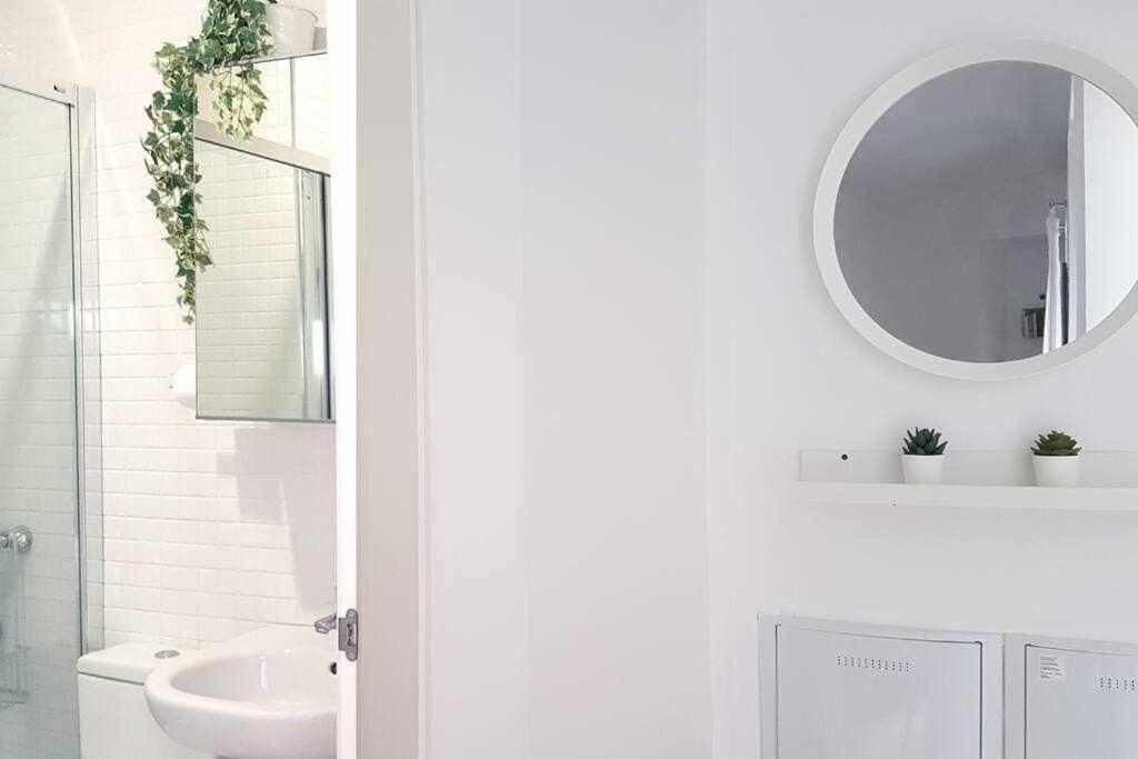 Aym Places Buen Viaje Parking Incluido Apartment Sevilla Bagian luar foto