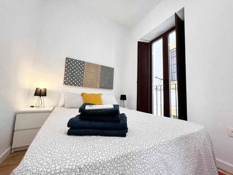 Aym Places Buen Viaje Parking Incluido Apartment Sevilla Bagian luar foto
