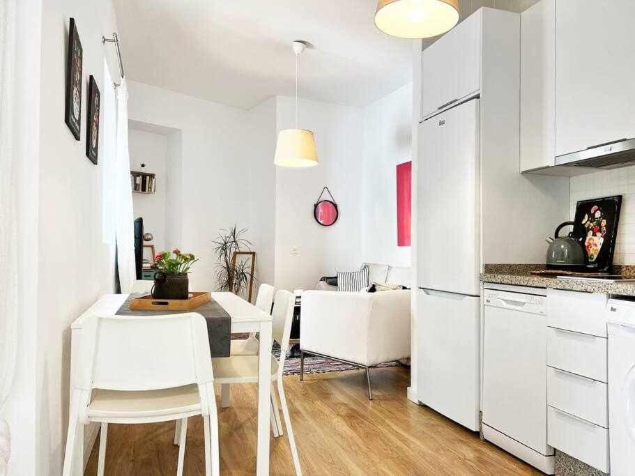 Aym Places Buen Viaje Parking Incluido Apartment Sevilla Bagian luar foto